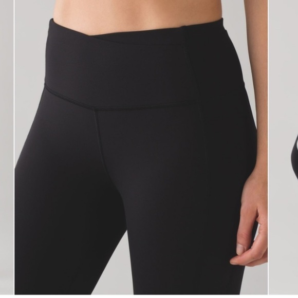 LULULEMON Gear Up black mesh crop capris leggings - Picture 3 of 13
